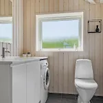 A Stunning In With 3 Bedrooms And Wifi Haderslev